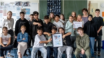 Schulklasse gewinnt Preis bei Wettbewerb der Stiftung Lesen