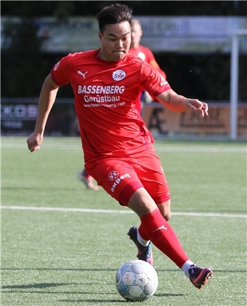 Bin An Pham vom Fußball-Bezirksligisten SV Brake