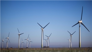 Bis zum Jahr 2027 sollen 1,7 Prozent der Fläche des Landkreises Wesermarsch mit Windparks bedeckt sein. "Machbar" sagt dazu der für Bau- und Umweltfragen zuständige Dezernent der Kreisverwaltung, Matthias Wenholt.