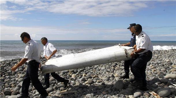 Rätsel um Flug MH370: Neue Suche im Indischen Ozean Bisher wurden nur ein paar Dutzend Wrackteile gefunden - nicht aber der Rumpf des Flugzeugs. (Archivbild)