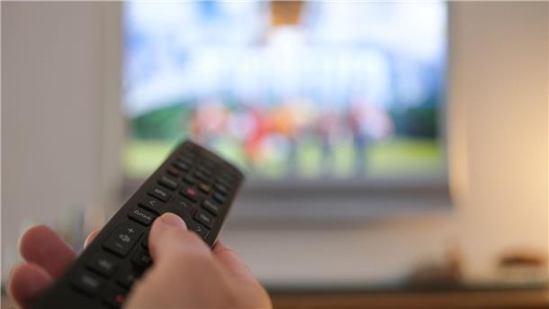 Von Fernsehen bis Minikredite – was sich im November ändert Bleibt der Bildschirm ab Mitte des Monats schwarz? (Archivbild)