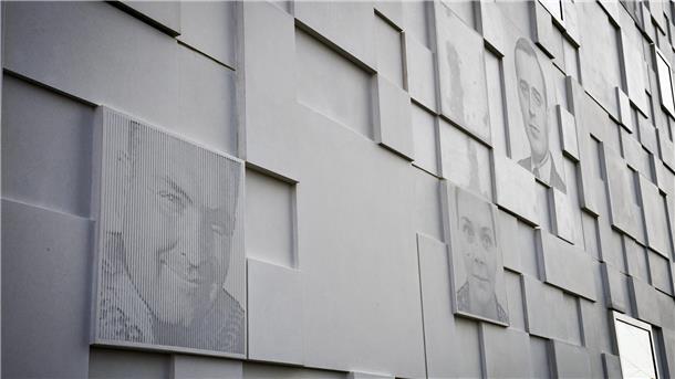 Die Fassade des Auswandererhauses