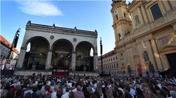 Blick auf die Feldherrnhalle in München: Christian Thielemann dirigierte das Konzert des Symphonieorchester des Bayerischen Rundfunks.