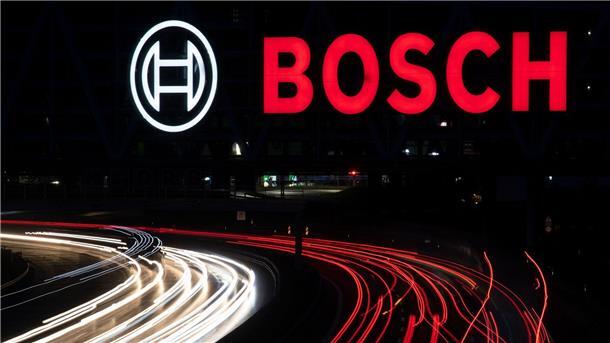 Etwa 1200 Jobs bei Bosch in Gefahr Bosch hatte erst im Dezember angekündigt, einen Stellenabbau von bis zu 1500 Jobs in der Antriebssparte zu erwägen.