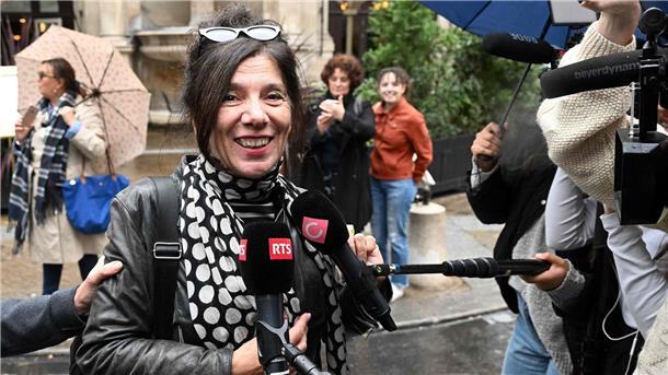 Brigitte Giraud erhält Prix Goncourt Brigitte Giraud erhält den Literaturpreis Prix Goncourt für „Vivre vite“.