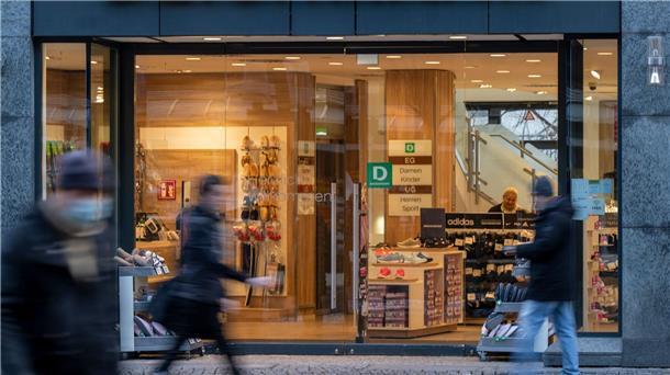 Brummt der Laden? Geht so - Deichmann hat weniger Schuhe verkauft.