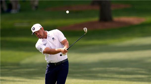 Masters: Golfstar McIlroy vor Schlusstag in Führung Bryson DeChambeau hat vor der letzten Runde nur zwei Schläge Rückstand auf McIlroy.