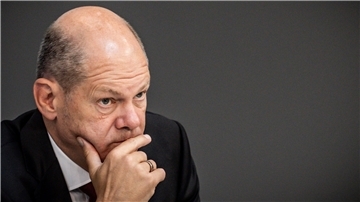 Bundeskanzler Olaf Scholz findet, seine Koalition habe gute Arbeit geleistet im vergangenen Jahr.