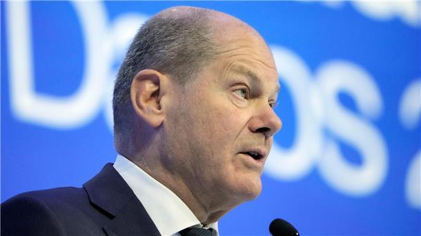 Eskalation im Koalitionsstreit um Kampfpanzer Bundeskanzler Olaf Scholz steht in der Frage nach Kampfpanzer-Lieferungen weiter unter Druck.