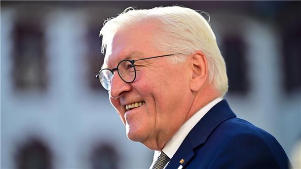 Steinmeier würdigt Loriot zum 100. Bundespräsident Frank-Walter Steinmeier ehrt Loriot