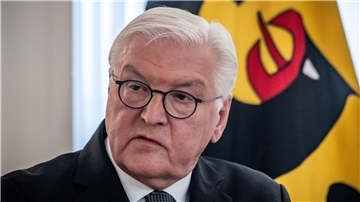Bundespräsident Frank-Walter Steinmeier wirbt für mehr soziales Engagement - auch über eine Pflicht.