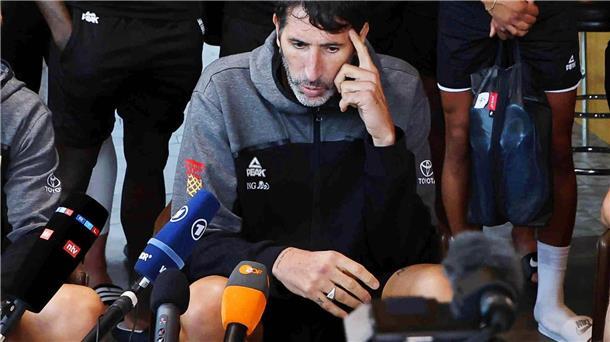Für den Trainer gegen einen der Besten Bundestrainer Alex Mumbru ist trotz Krankheit wichtig für sein Team.
