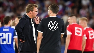 Bundestrainer Julian Nagelsmann überlegt, wie es mit der Nationalmannschaft jetzt weitergehen soll.