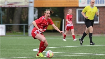 SV Brake gegen TuS Lutten Frauenfußball-Landesliga