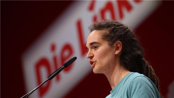 Carola Rackete bildet zusammen mit Martin Schirdewan das Spitzenduo für die Europawahl im kommenden Jahr.
