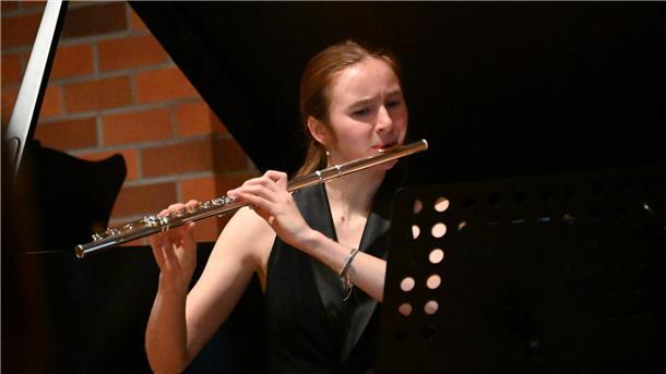 Charlotte Kuffer, Flöte