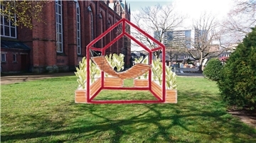 Chillen vor der Kirche: Hier soll eine „urbane Insel“ entstehen