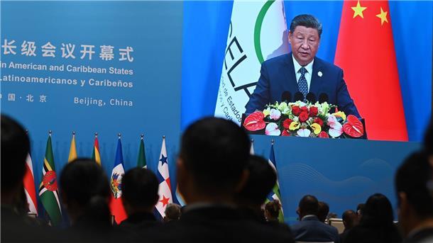 Neue Wege im Zollstreit? Warum China um Lateinamerika buhlt Chinas Präsident warb vor Regierungsvertretern lateinamerikanischer Staaten für mehr Handel.
