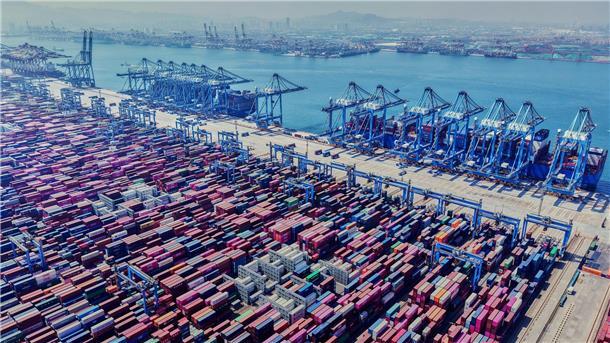 Chinas Wirtschaft unerwartet stark - Zölle trüben Ausblick Chinas Volkswirtschaft ist die zweitgrößte der Welt hinter den USA. (Archivbild)