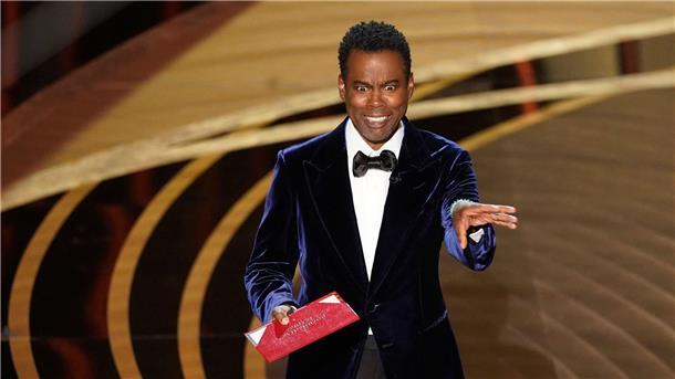 Chris Rock lästert über Rassismusvorwürfe von Meghan Chris Rock macht sich über Herzogin Meghan lustig.