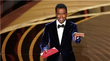 Chris Rock macht sich über Herzogin Meghan lustig.