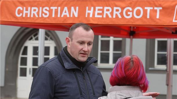 Christian Herrgott (CDU) tritt in der Stichwahl gegen Uwe Thrum an.