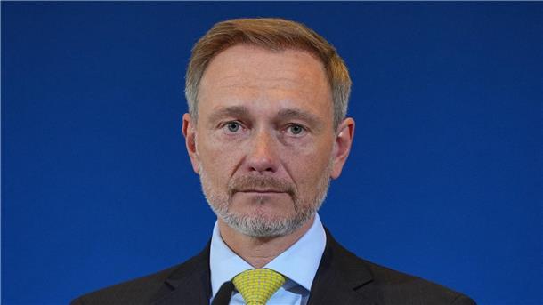 Christian Lindner nannte die aktuelle Steuerschätzung einen „Realitätscheck“ für den Bundeshaushalt 2025.