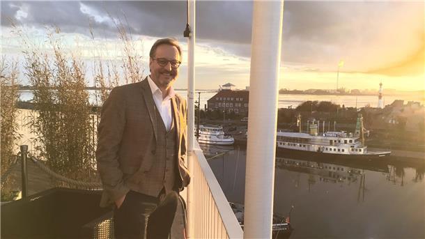 „Touristik-Fachleute machen lassen“ - Bremerhavener Hotelchef appelliert an Politik Hotel, Verband, Bremerhaven, Neuer Hafen, Gastronomie