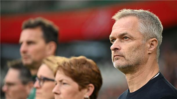 Viel Lachen, aber auch mal Tränen: Wück und die DFB-Frauen Christian Wück steht vor seinem ersten Turiner mit den DFB-Frauen