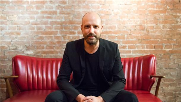 Schiller gelingt auf „Illuminate“ eine Klang-Umarmung Christopher von Deylen, Gründer der Band Schiller.