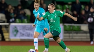 Cindy König erzielte 99 Treffer für Werder Bremen. Damit ist sie Rekordtorschützin.