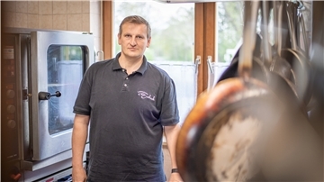 Claus Seebeck betreibt in Flögeln einen familiengeführten Landgasthof.