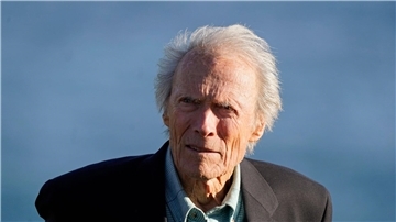 Clint Eastwood führt Regie an dem Thriller „Juror No. 2“.