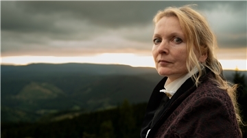 Cora Chilcott übernimmt in „Wandrers Nacht“ eine literarisch-musikalische Reise.