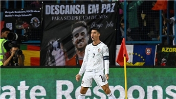 Cristian Ronaldo widmete seinen Treffer zum 3:0 dem verstorbenen Diogo Jota.