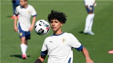 Cristiano Ronaldo Junior, der Sohn von Cristiano Ronaldo, ist nun Junioren-Nationalspieler.