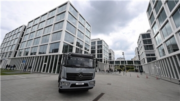 Daimler Truck will die Kosten in Deutschland senken.