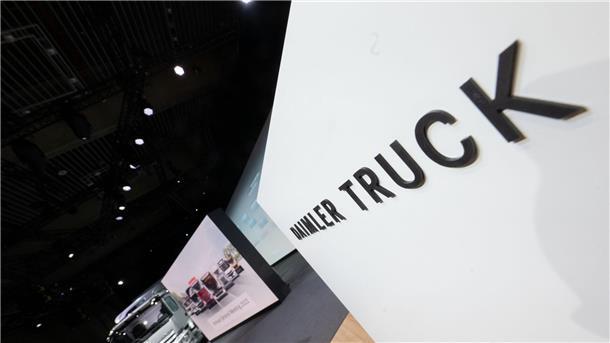 Daimler Truck streicht 5.000 Stellen - Kosten sollen runter Daimler Truck will in Deutschland 5.000 Stellen streichen. (Archivbild)