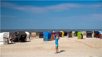 Dangast am Jadebusen ist ein familienfreundliches Nordseebad mit überraschend großem Angebot – ideal für einen Tagestrip.