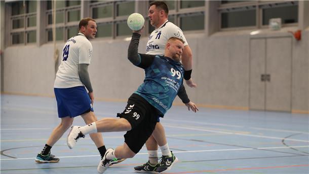 In der Handball-Regionsliga spielt die HSG Unterweser gegen den VfL Bad Zwischenahn.