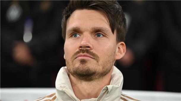 Spieler drohen mit Streik bei englischem Traditionsclub Danny Röhl hat bereits als Trainer bei Sheffield Wednesday hingeschmissen - seine Ex-Spieler könnten folgen.