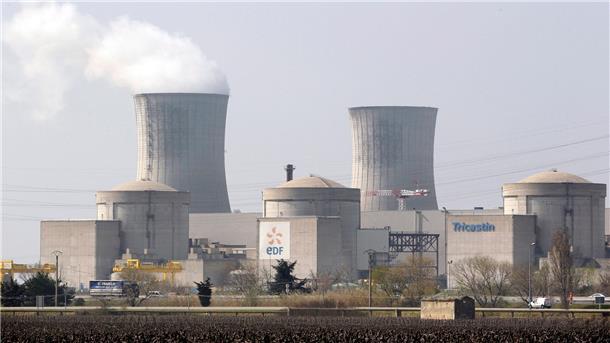Sicherheitsvorwürfe: Polizei durchsucht französisches AKW Das Atomkraftwerk Tricastin in Südfrankreich.
