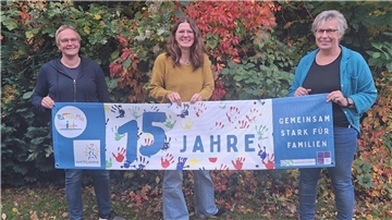 Das Bremervörder PaNaMa-Familienzentrum feiert in diesem Jahr 15. Geburtstag. Das Foto zeigt die drei Koordinatorinnen des Familienzentrums Ina Müller (von links), Annemarie Preusse und Marion Rieck. 