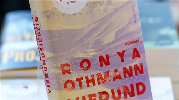 Buchpreis-nominiert: Ronya Othmann dokumentiert Völkermord Das Buch „Vierundsiebzig“ von Ronya Othmann steht auf der Shortlist für den Deutschen Buchpreis. (Archivbild)
