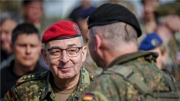Generalinspekteur: „Wir haben Kriegstüchtigkeit bewiesen“ Das Bundeswehr-Manöver Quadriga sende auch ein Signal an die Deutschen, so Generalinspekteur Carsten Breuer: „Auf uns ist Verlass.“