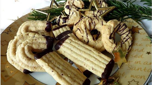 Diese Leckereien dürfen in Ihrer Weihnachtsbäckerei nicht fehlen Das buttrige Spritzgebäck gehört einfach zur Adventszeit.