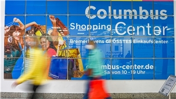 Eine Plakatwand mit Columbus Shopping-Center