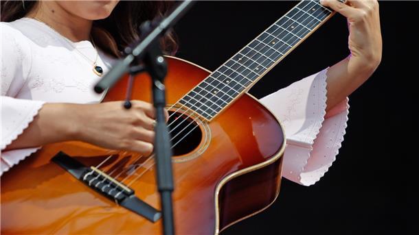 Offenes Singen am 1. November im Cultimo Das Cultimo in Kuhstedtermoor bietet am Dienstag, 1. November, um 19 Uhr ein offenes Treffen für alle.