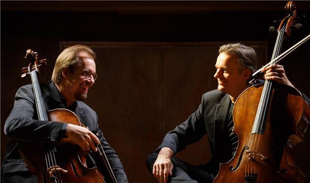 Mal wieder Lust auf Klassik? Cello-Duo spielt bald in Nordenham Zwei Männer mit je einem Cello