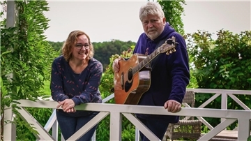 Das Duo Common Mind ist am Dienstag, 7. Mai, im Ludwig-Harms- Haus zu Gast.
